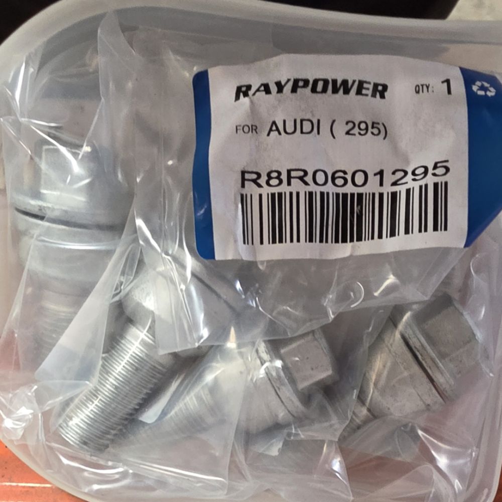 Original Audi wheel bolts M14 x 1.5 DACRO